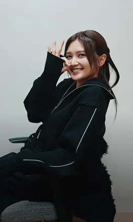 黃妍